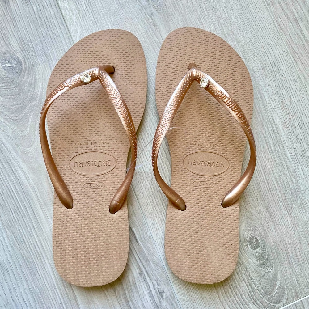 NWT Havanians Tan